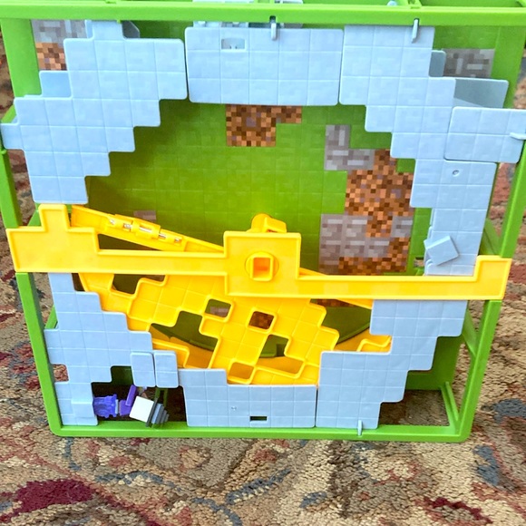 Hot Wheels Minecraft Track Blocks lot of 4 Missing pieces